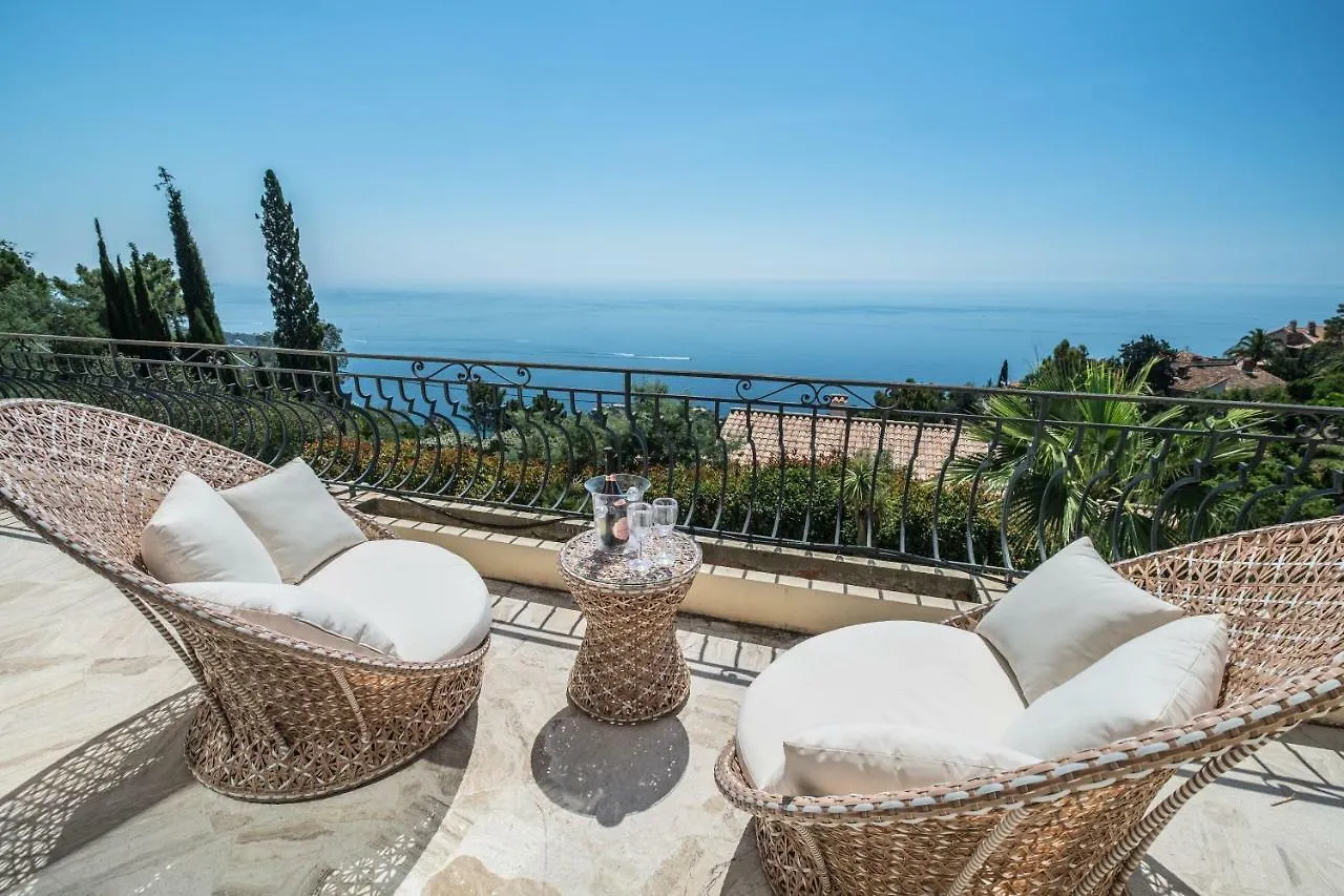 Villa Palm Le Trayas 0*,  France